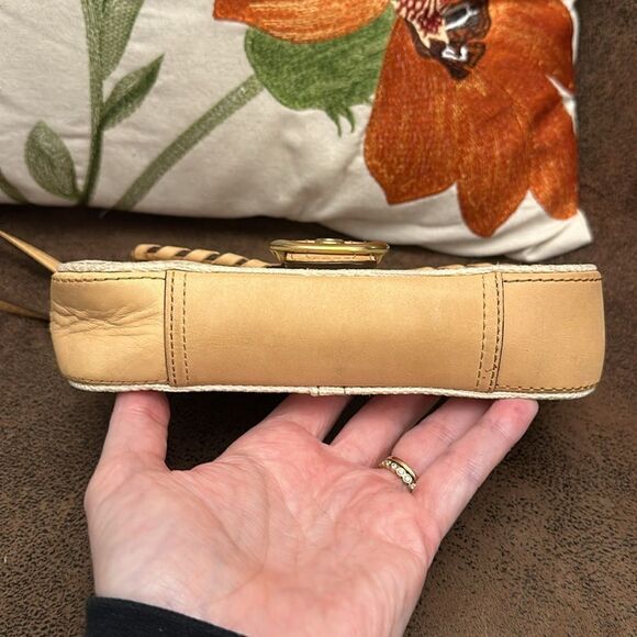 COACH BLEEKER VACHETTA LEATHER FLORAL APPLIQUÉ & FABRIC WRISTLET LTD ED 2007 EUC - Picture 8 of 14